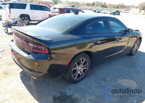 2015 Dodge Charger Sxt z USA, uszkodzony, nr VIN 2C3CDXJG7FH926166